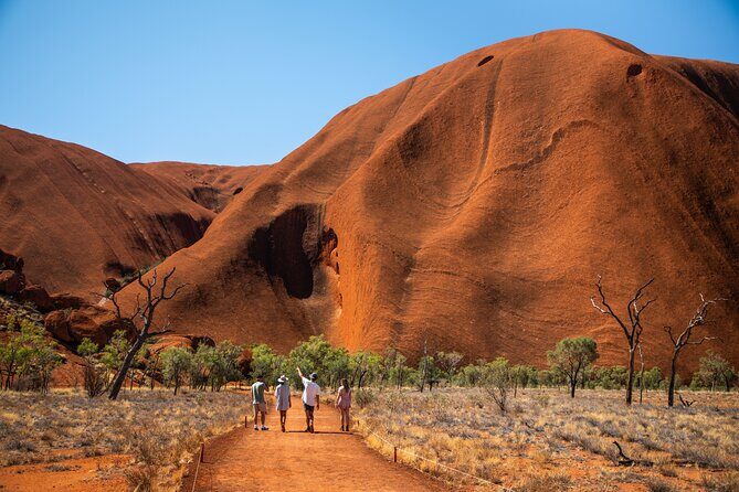Uluru and Kata Tjuta Hop On Hop Off 2 Day Pass - FAQs