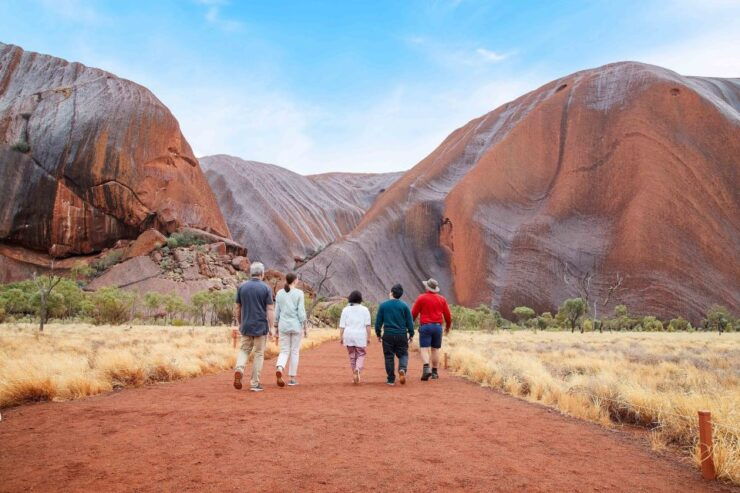 Uluru: Guided Walking Tour at Sunrise With Light Breakfast - Activity Details