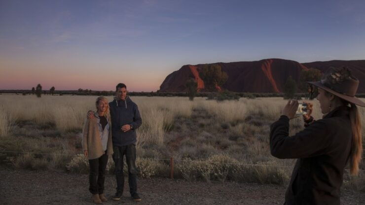 Uluru Highlights Small Group Morning Tour Picnic Breakfast - Tour Inclusions and Highlights