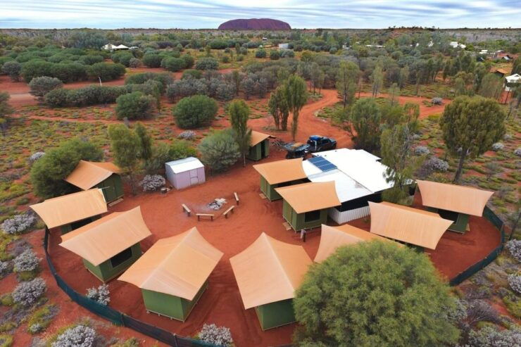 Uluru Kings Canyon West MacDonnell Ranges 4 Day 4WD Tour - Accommodation and Meals Included