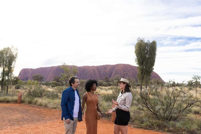 Uluru: Small Group Sunset Tour with Sparkling Wine - Good To Know