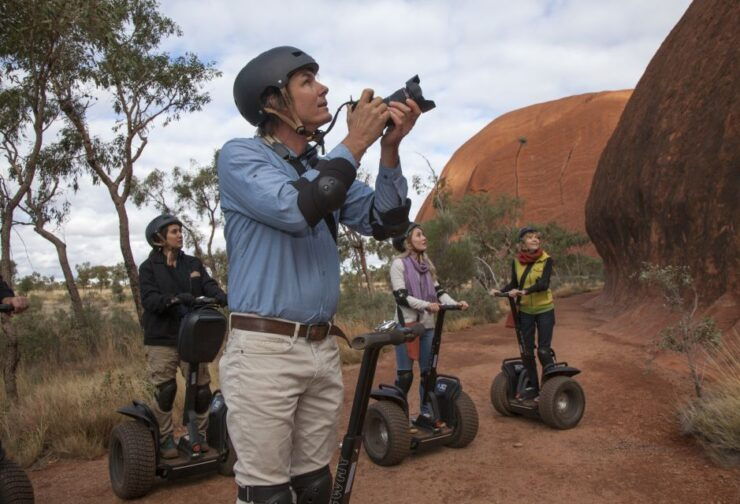 Uluru: Uluru Base Segway Tour - Tour Duration and Features