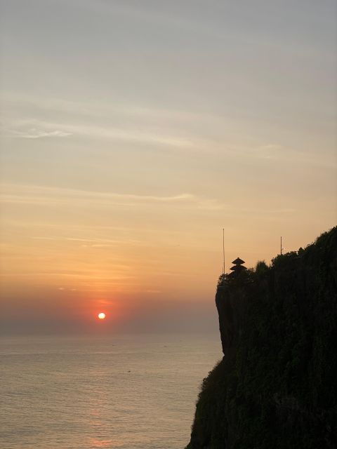 Uluwatu :Amazing Sunset at Uluwatu and Kecak Fire Dance. - Good To Know