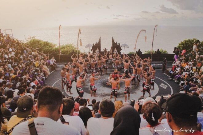Uluwatu :Amazing Sunset at Uluwatu and Kecak Fire Dance. - Uluwatu Temple Exploration