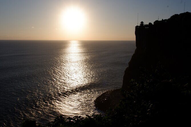 Uluwatu Kecak and Jimbaran Bay - FAQs