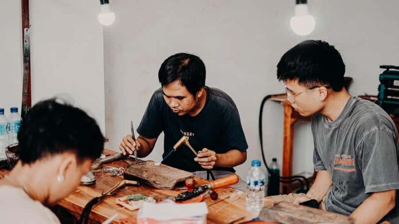 Uluwatu : Make Your Own Silver Jewelry Class - Who Will Love This Experience?