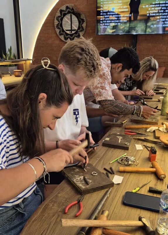 Uluwatu: Silver Jewelry Making Class in a Spacious Studio - An In-depth Look at the Jewelry Workshop