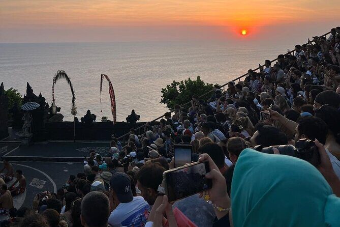 Uluwatu Temple Entrance & Kecak Dance Tickets - Uluwatu Temple: A Cliffside Wonder