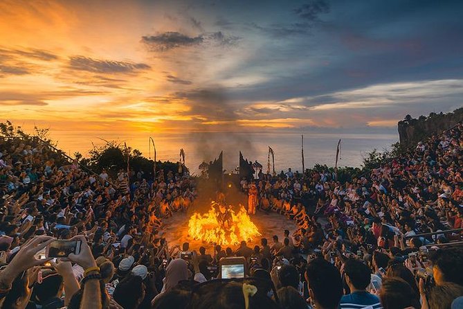 Uluwatu Temple Sunset and Kecak Fire Dance - Sunset at Uluwatu Temple