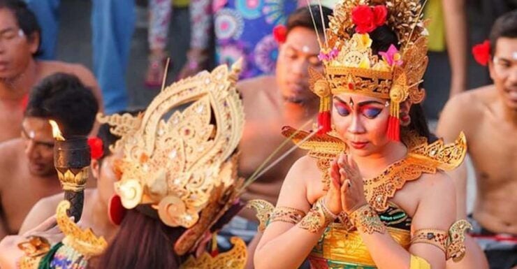 Uluwatu Temple : Sunset and Kecak Fire Dance / Private Tour - Itinerary Highlights