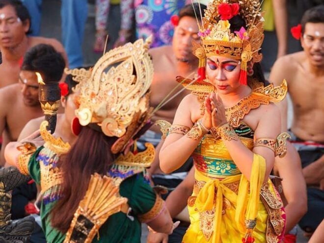 Uluwatu Temple : Sunset and Kecak Fire Dance / Private Tour - Kecak Fire Dance Experience