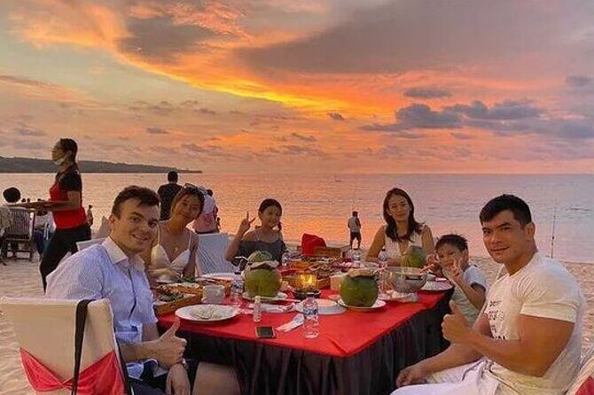 Uluwatu Temple Sunset Tour & Dinner at Jimbaran Bay - What the Reviews Tell Us