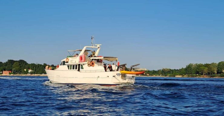 Umag: Sunset Cruise With Dolphin Spotting - Booking Information