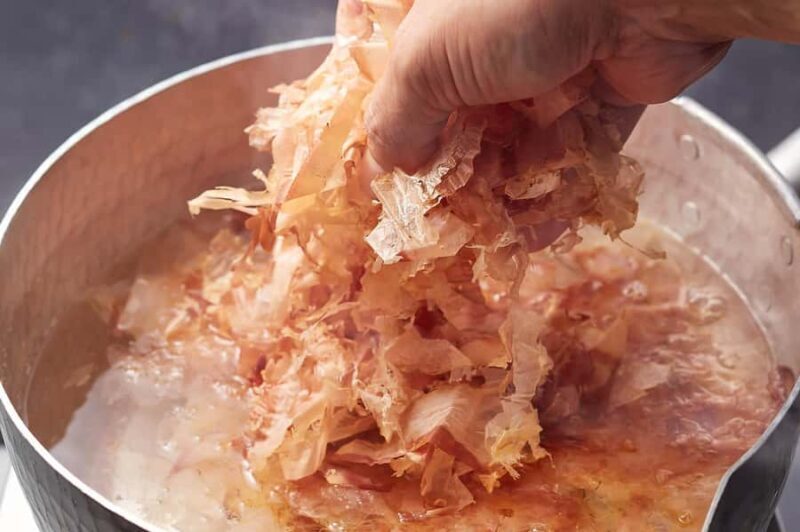 UMAMI-Tour: Sushi, Dashi, Miso soup & Calligraphy Workshop - Experience the UMAMI-Tour: Sushi, Dashi, Miso Soup & Calligraphy Workshop