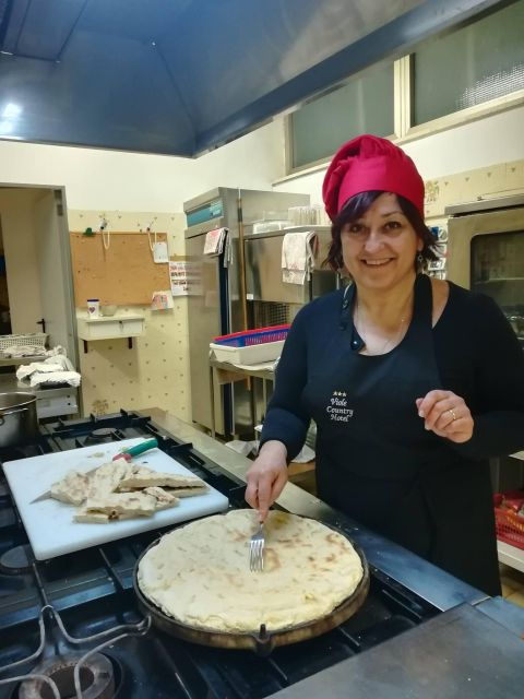 Umbria: Spirit of Umbria Cooking Class and Lunch - Experience the Essence of Umbria