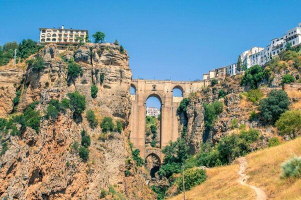 Uncover Ronda's Essence: In-App Audio Walking Tour - How It Works