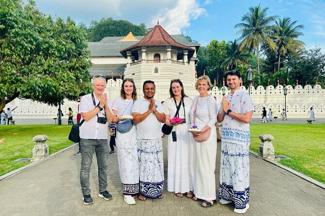 Uncover Sri Lanka for 10 Days Journey Through Culture and Nature - Good To Know