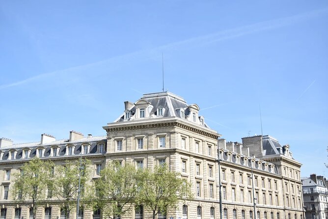Uncover the Hidden Gems of Paris - Hidden Gardens and Parks