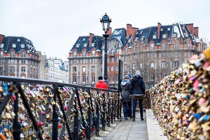 Uncover the Romance of Paris: Join the Inspiring Couples Walking Tour - Questions and Help