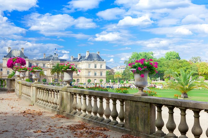 Uncover the Romance of Paris: Join the Inspiring Couples Walking Tour - The Sum Up