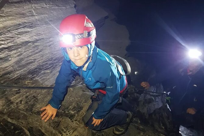 Underground Adventure in Snowdonia - Location and Activities