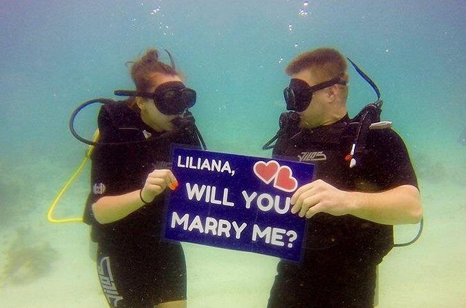 Underwater Marriage Proposal - Who Is This Tour Best For?