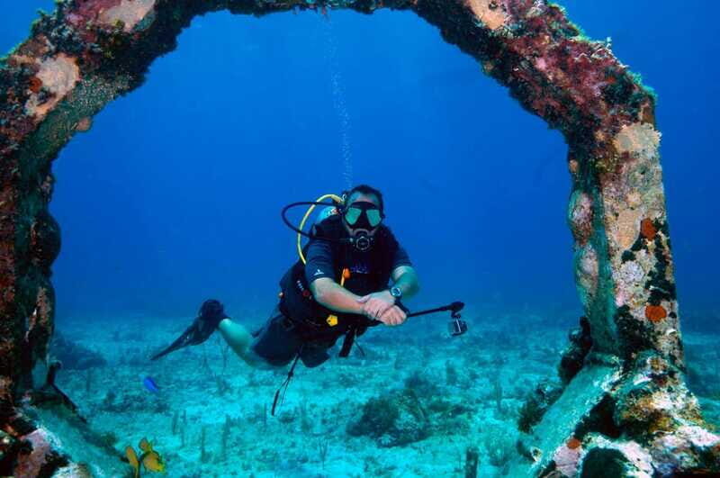Underwater Museum Musa : SCUBA DIVING FOR BEGINNERS - Flexibility and Peace of Mind