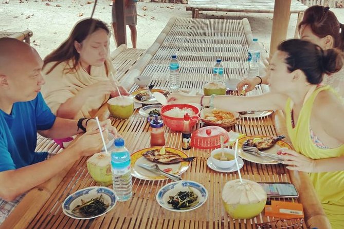 Underwater Wonders of South Gili - Operational and Accessibility Details