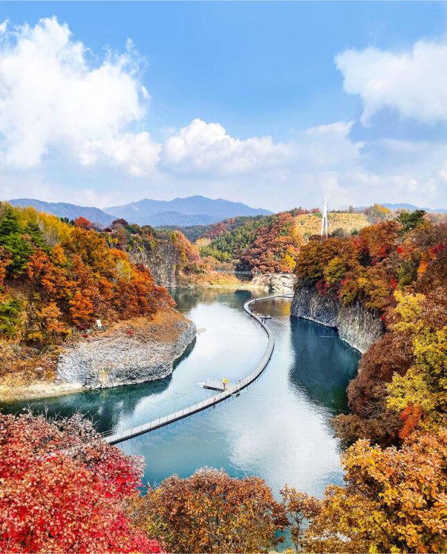 UNESCO Hantan Canyon & DMZ & Seasonal Hot Attractions Day Tour - A long ride to a very different Korea