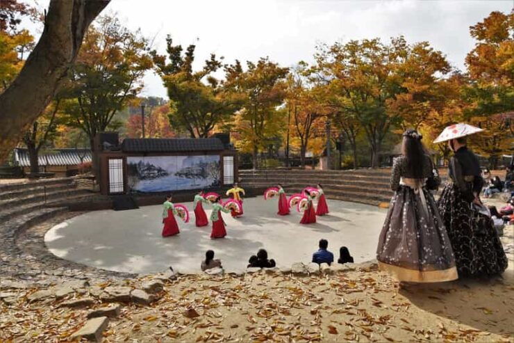 Unesco Heritage, Suwon Hwaseong Fortress, and Folk Village - Exploring Hwaseong Fortress