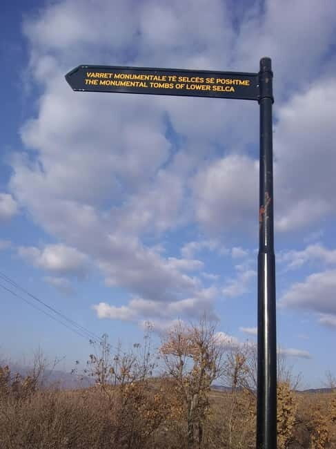 UNESCO Heritage Tour: Ancient Lin & Royal Tombs of Selca - Good To Know  