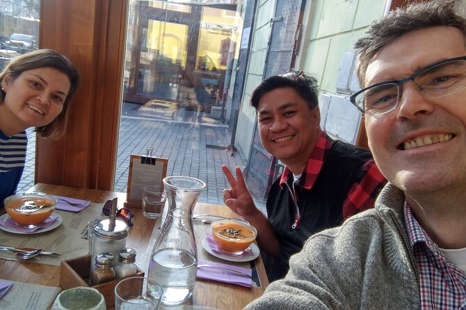 UNESCO Holloko and Eger Castle Private Tour With Transport - Itinerary Overview