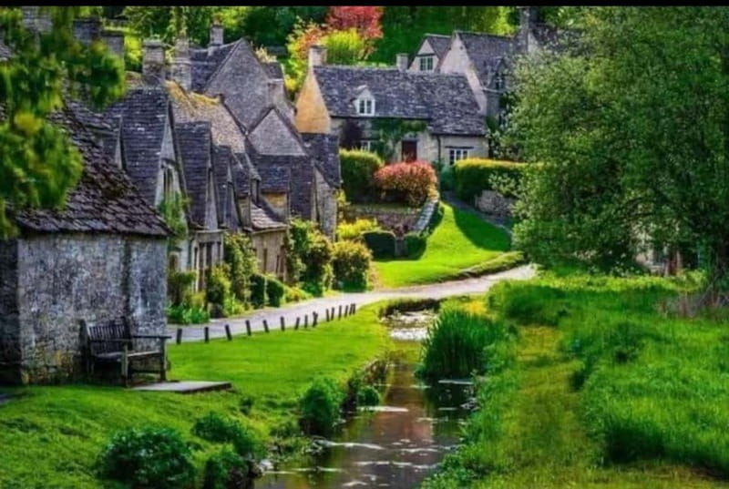 Unforgettable Day Tour to Magical Cotswold Villages - What to Expect — Practical Details