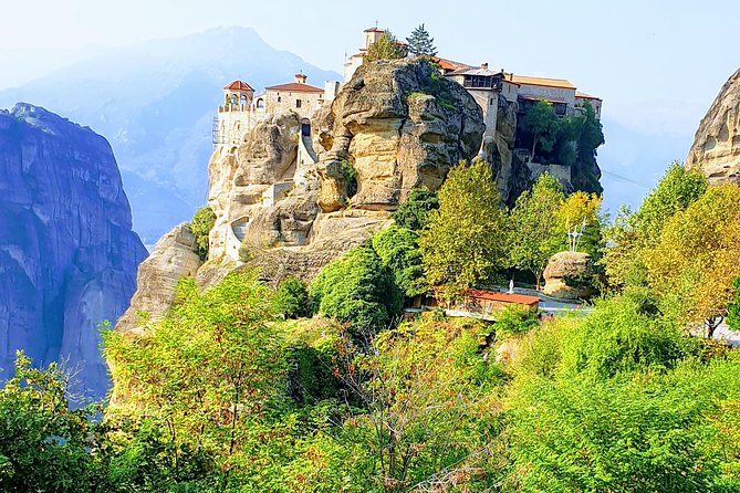 Unforgettable Delphi and Meteora PrivateTour All Inclusive - Traveler Experience
