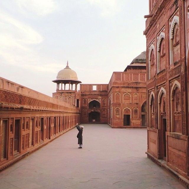 Unforgettable Experience Of Agra With Light & Sound Show - Experience Details