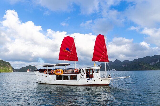 Unique Halong Private Day Cruise with Kayak and Fishing Village - Discover the Unique Halong Private Day Cruise with Kayak and Fishing Village
