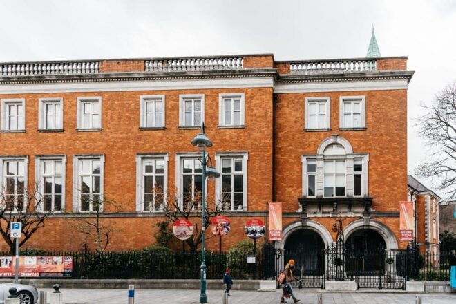 Unique Heritage: Private Cork Walking Tour for Couples - Exploring Iconic Landmarks