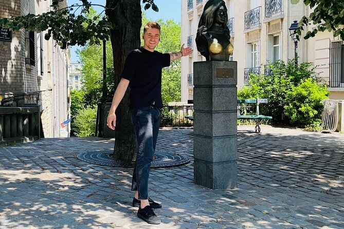 Unique Montmartre Photo Tour With VOGUE Photographer - The Sum Up