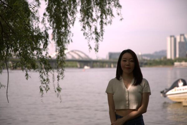 Unique Native Experience : Han River Picnic, Board Game, BBQ - Scenic River Walk