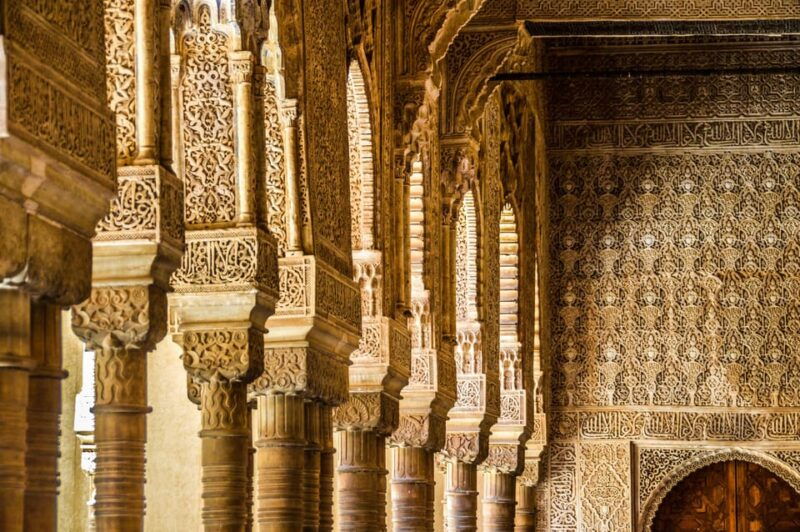 Unique Sites of Granada – Walking Tour for Couples - Key Points