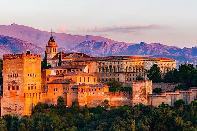 Unique Sites of Granada – Walking Tour for Couples - Sacromonte: Discover the Flamenco Heart of Granada