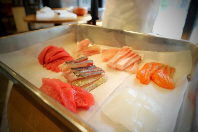 Unique Toyosu Fish Market Tour and Sushi Making Experience - Expert Guidance From Local Chefs