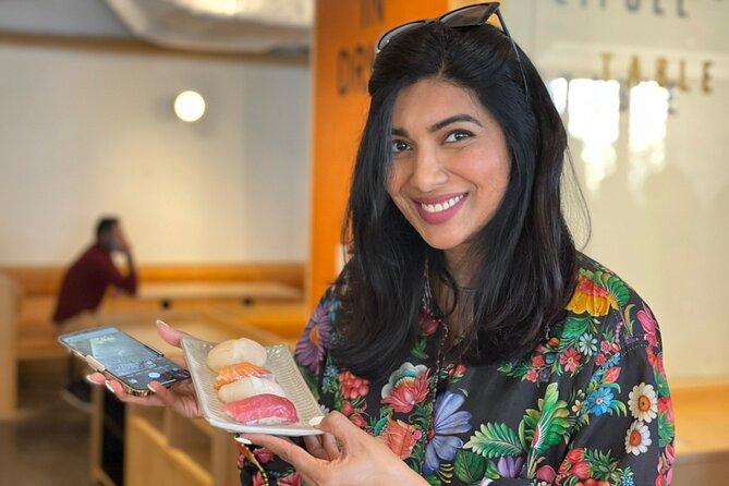 Unique Toyosu Fish Market Tour and Sushi Making Experience - Behind-the-Scenes Market Insights