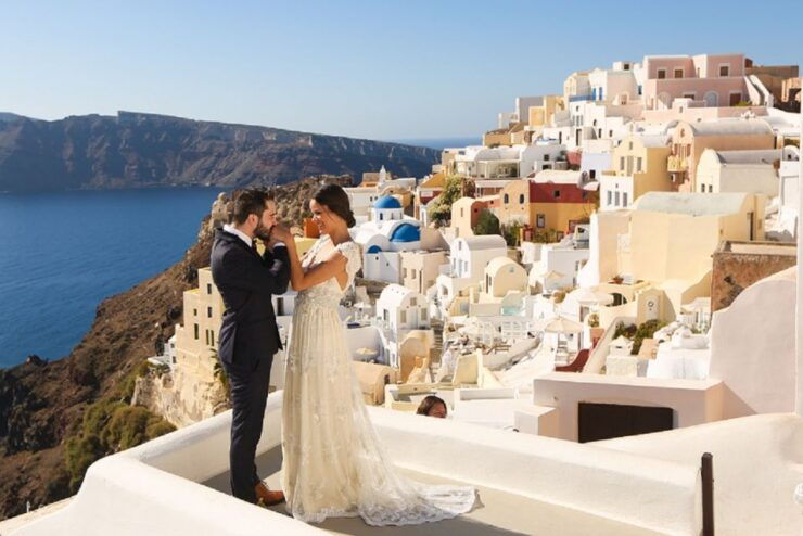 Unique Wedding Photos in Oia Village - Advantages of Booking a Professional Photographer