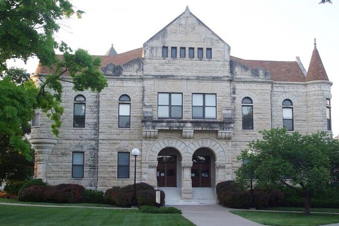 University Scavenger Hunt Kansas State U Wildcat Whisker Hunt - Good To Know