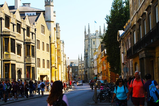 University Walking Tour - Inclusions