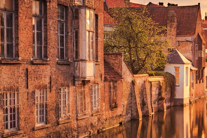 Unknown Bruges: A Self-Guided Audio Tour to the Heart of the Medieval Metropole - Taking in Art and Culture at the Groeninge Museum