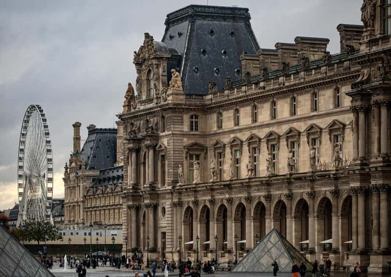 Unknown Paris: Walking Tour with an Expert Guide - A Detailed Look at the Tour Experience