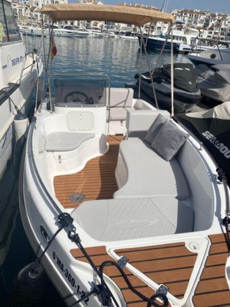 Unlicensed Boat in Puerto Banús - Frequently Asked Questions