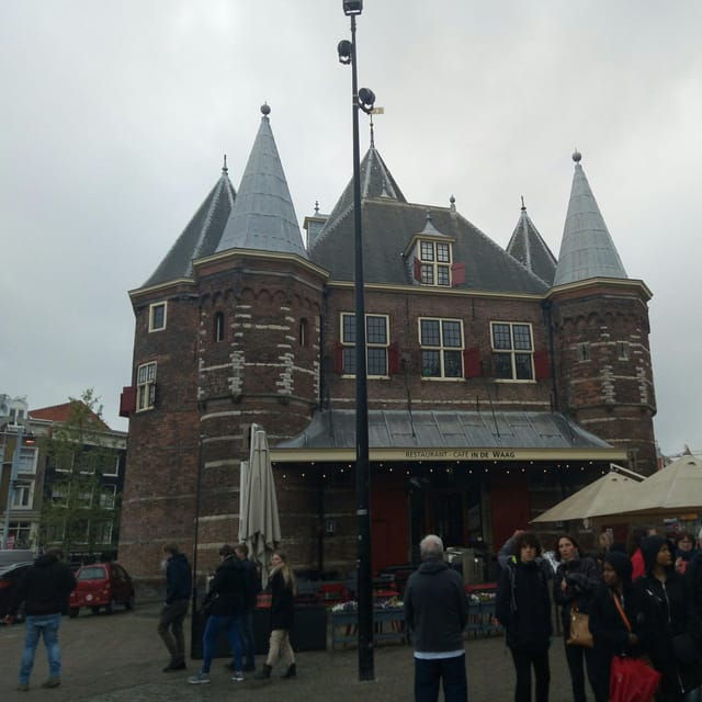 Unmasking Amsterdam's Redlight District Spanish Walking Tour - Oldest Building in Amsterdam: Oude Kerk